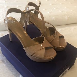 Start Weitzman Nexus Nude Patent Sandals
